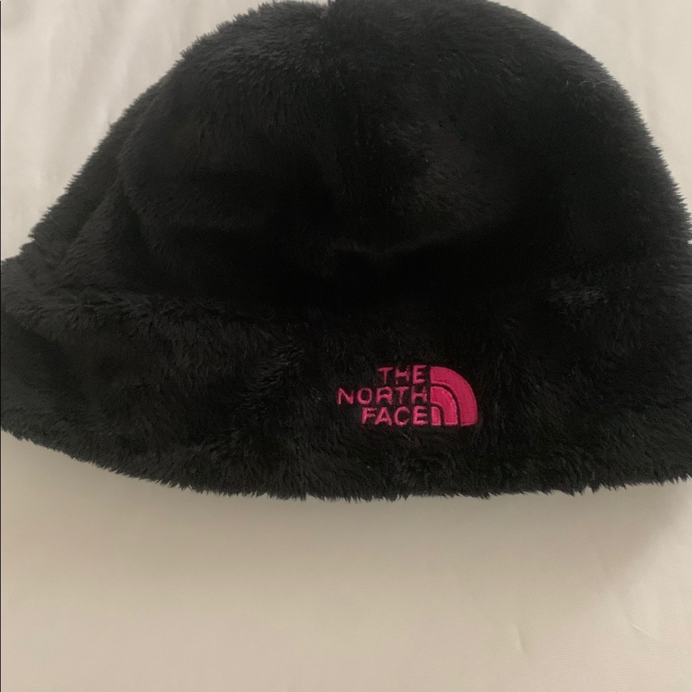 Like new girls north face hat